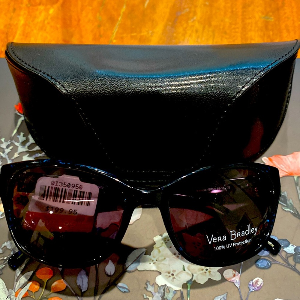 NWT Vera Bradley sunglasses 100% up protection
